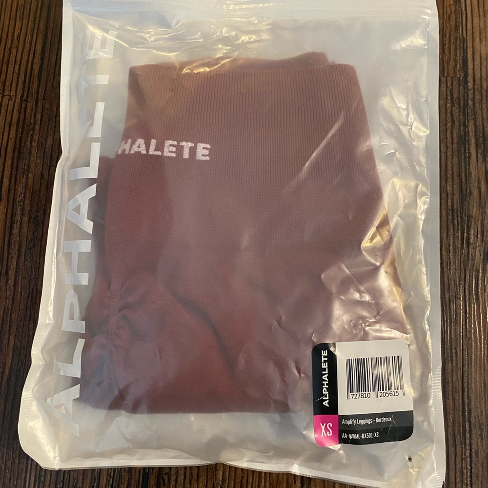 Alphalete leggings